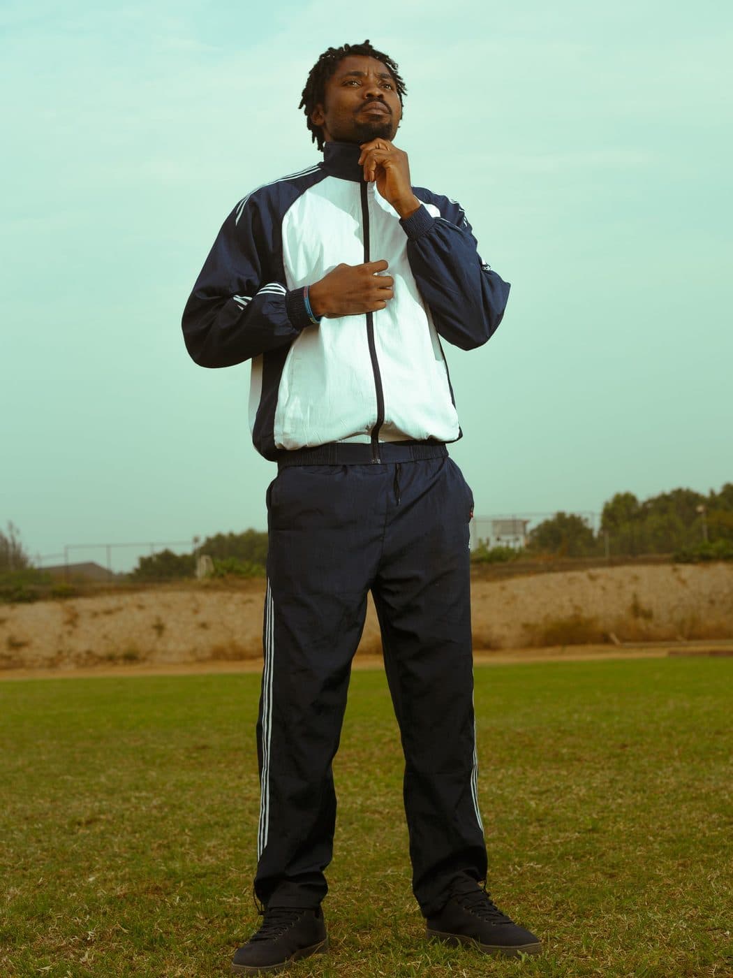Training jacket and track pants in navy and white